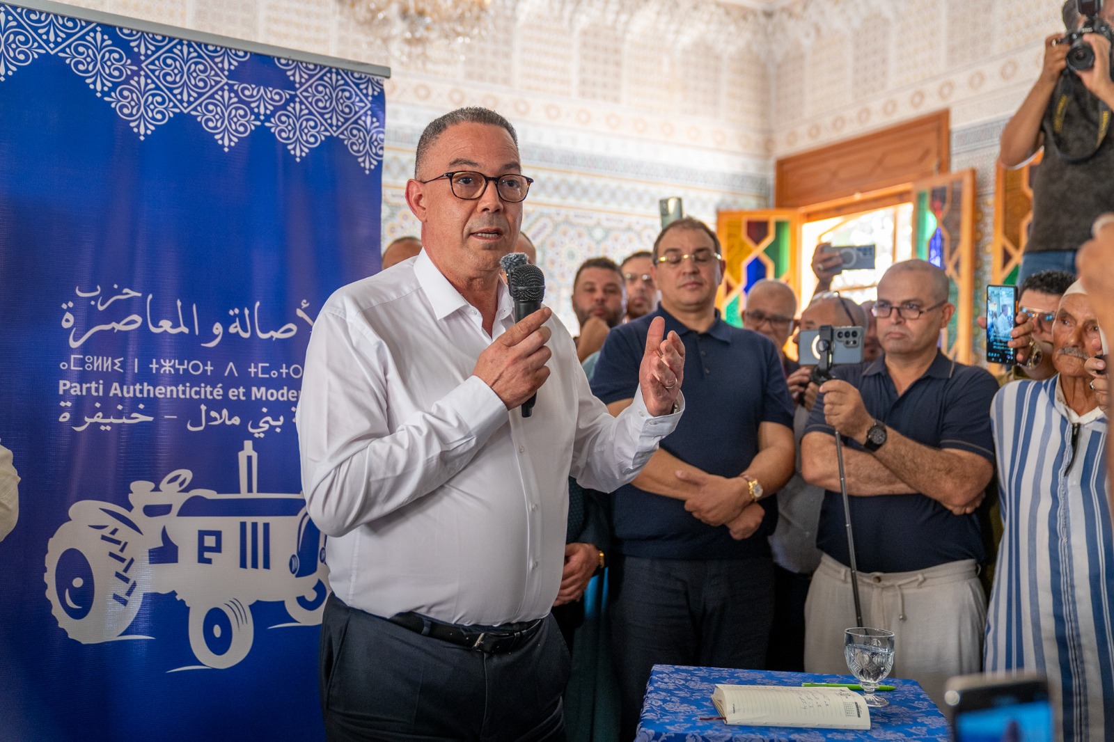 لقجع يرفع السقف: من أجهضوا فرحة المغاربة بالعيد “إرهابيون حقيقيون” وثقافة توزيع الغنائم لا تعنينا في البام