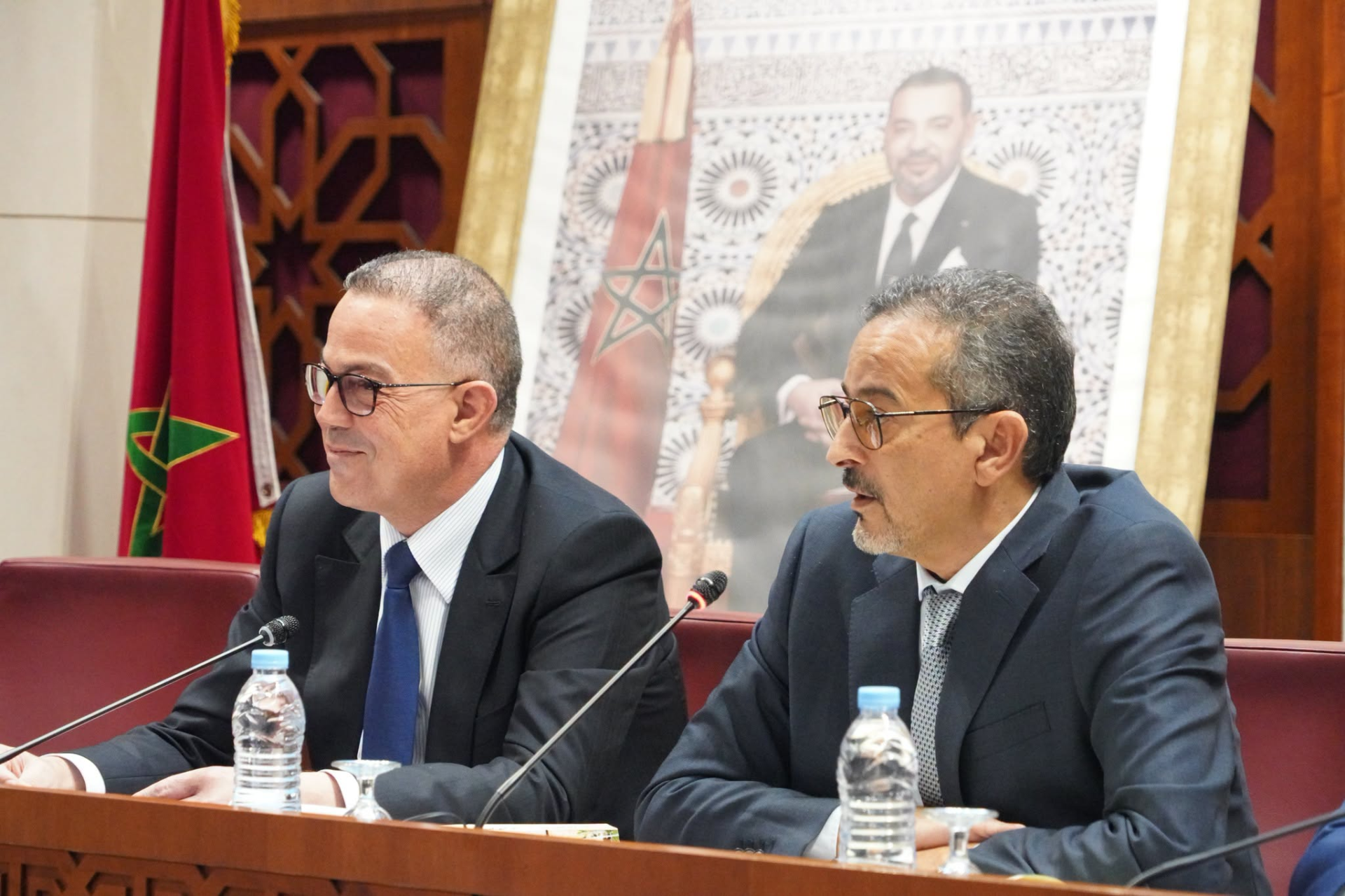 لقجع يُشرِّح توسيع الإعفاء من ضريبة الدخل ويؤكد أن الحوار اجتماعي سيكمل دعم الأجور
